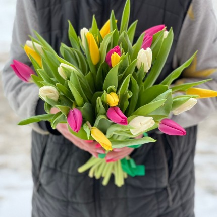 Букет из разноцветных тюльпанов - заказать с доставкой в Ижевске